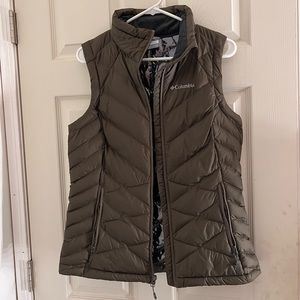 HP🥳 Womens Columbia Vest